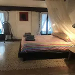 Cosy Apt For 6 Pp Between San Marco And Rialto Bridge Apartment *
