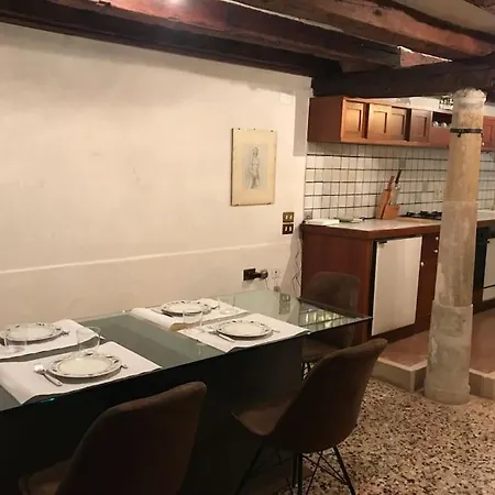 Cosy Apt For 6 Pp Between San Marco And Rialto Bridge Venecia