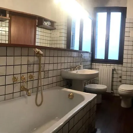 Cosy Apt For 6 Pp Between San Marco And Rialto Bridge