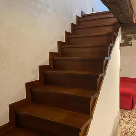Apartment Cosy Apt For 6 Pp Between San Marco And Rialto Bridge