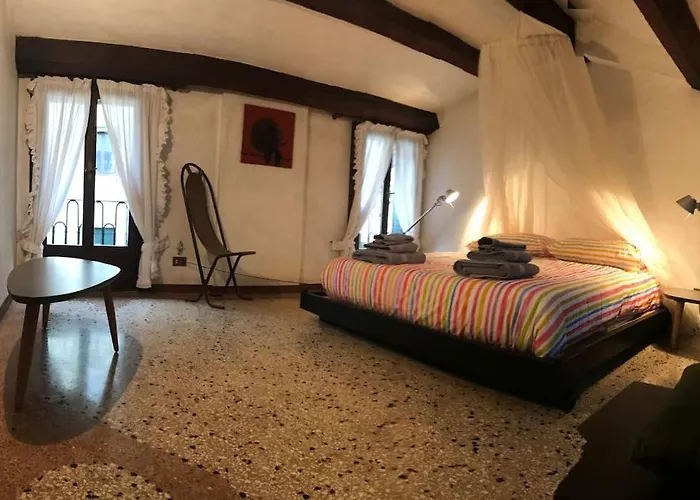 Cosy Apt For 6 Pp Between San Marco And Rialto Bridge Apartment